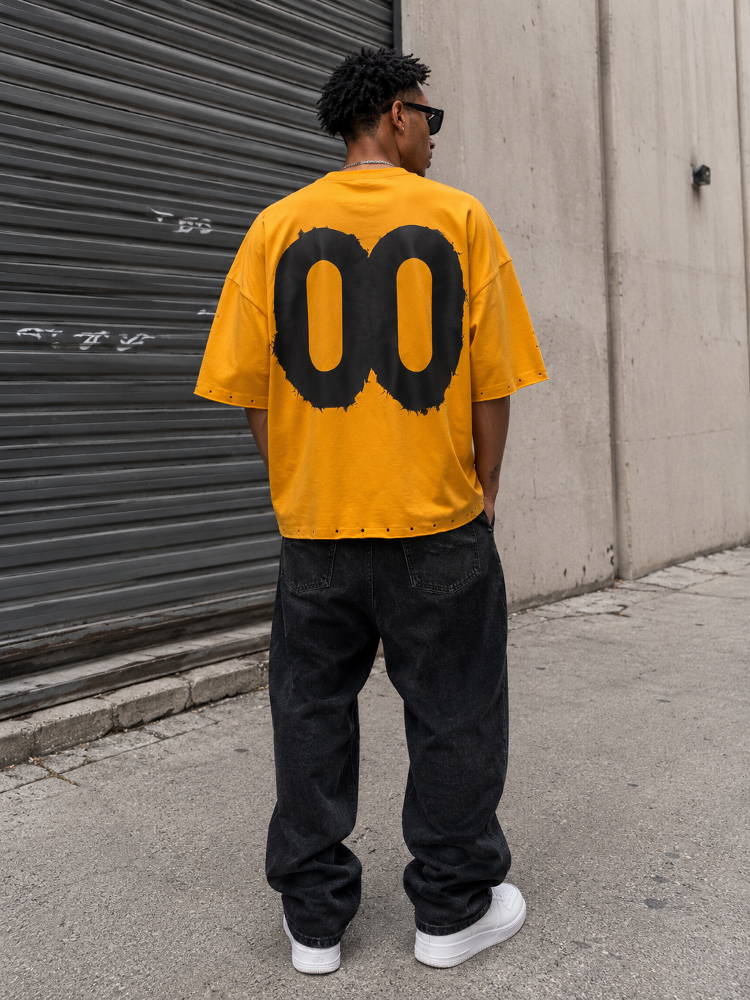 Yellow t-shirt rhinestone